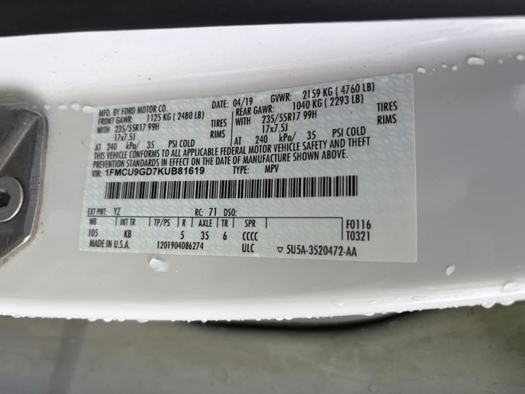 2019-ford-escape-se-image-19