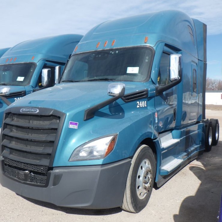 2024 FREIGHTLINER CASCADIA 126