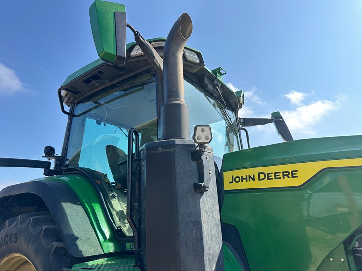 2022-john-deere-8r-280-image-40