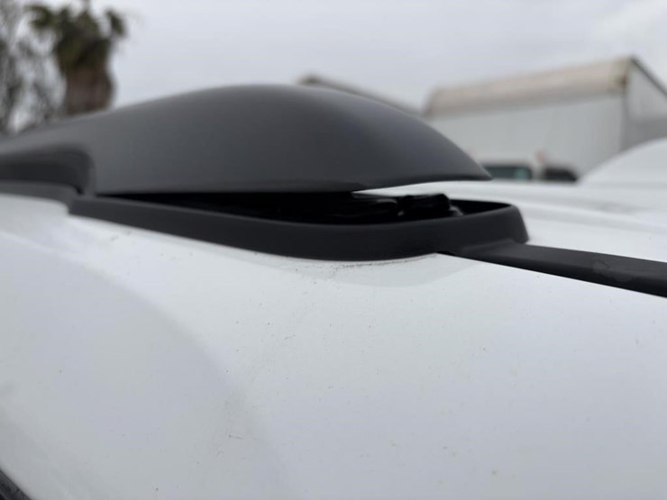 2016-ford-explorer-image-5