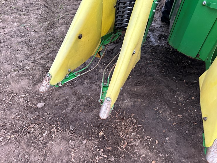 2021-john-deere-cp690-image-71