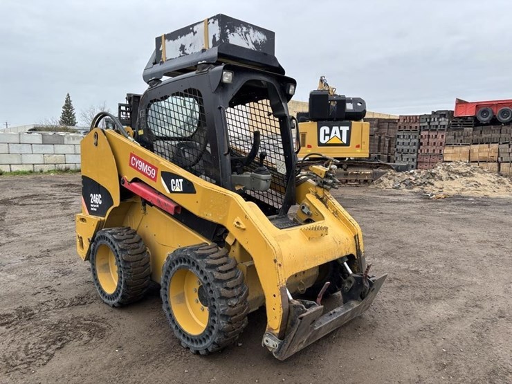 caterpillar-246c-image-2