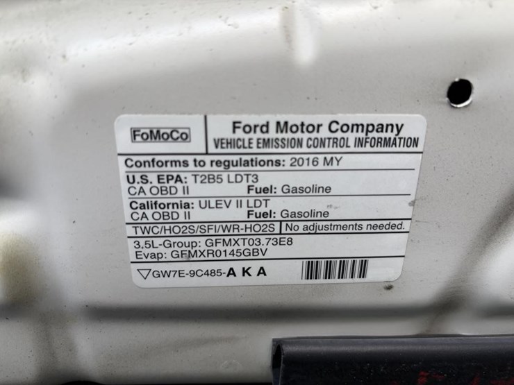 2016-ford-explorer-xlt-image-23