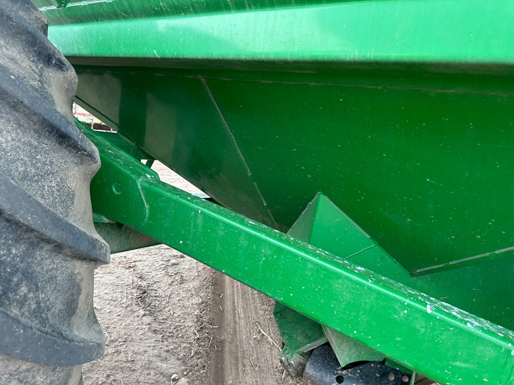 brent-v1000-image-48