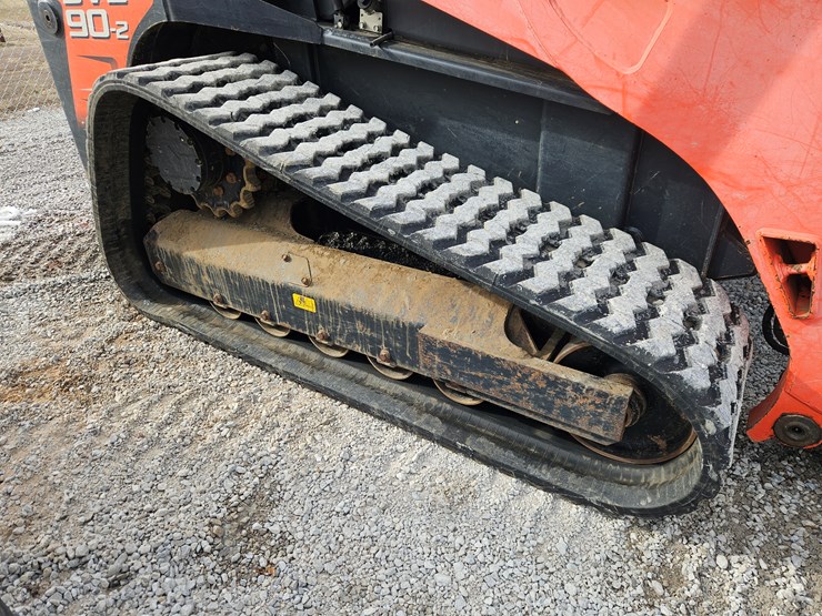 2014-kubota-svl90-2-image-12