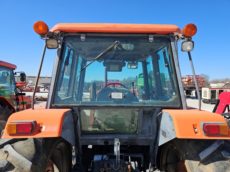 kubota-m120-image-18