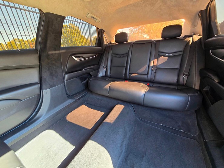 2017-cadillac-federal-70-in-limo---30,529-miles-w-premium-coachwork-by-federal-image-27