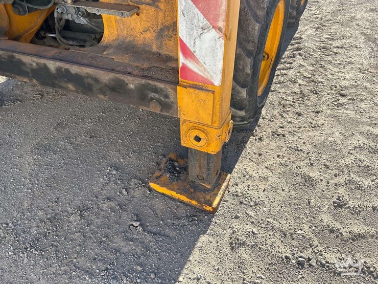 2016-jcb-3cx-image-27