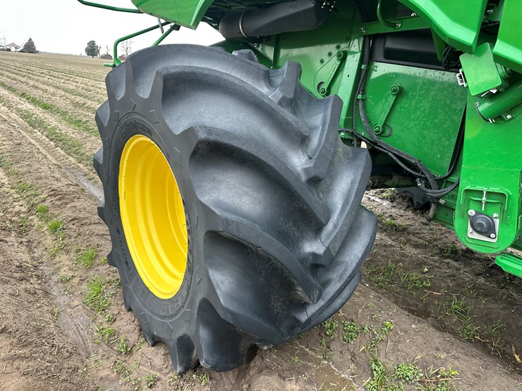 2020-john-deere-s780-image-35