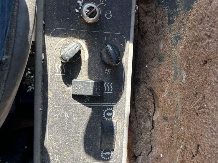 2004-gradall-xl3100-image-22