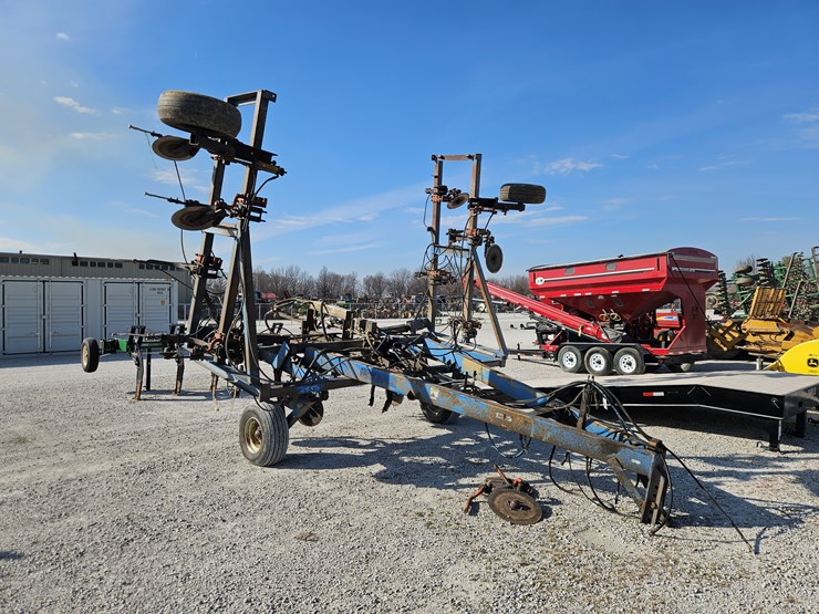 #205576-•-used-aa-applicator-image-1