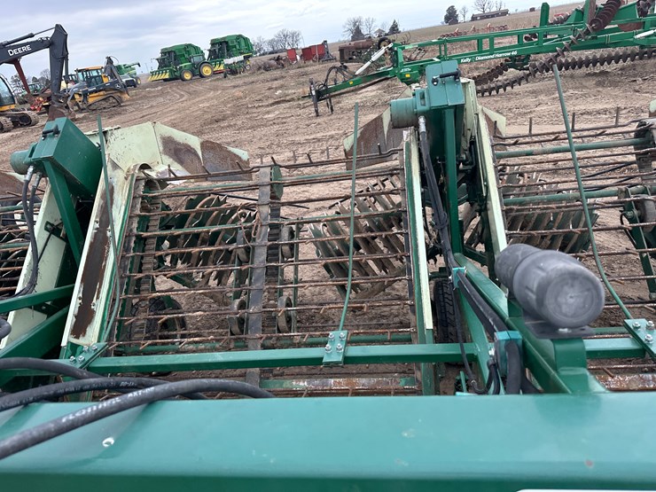 #38830-•-kmc-6-38-peanut-digger-image-34