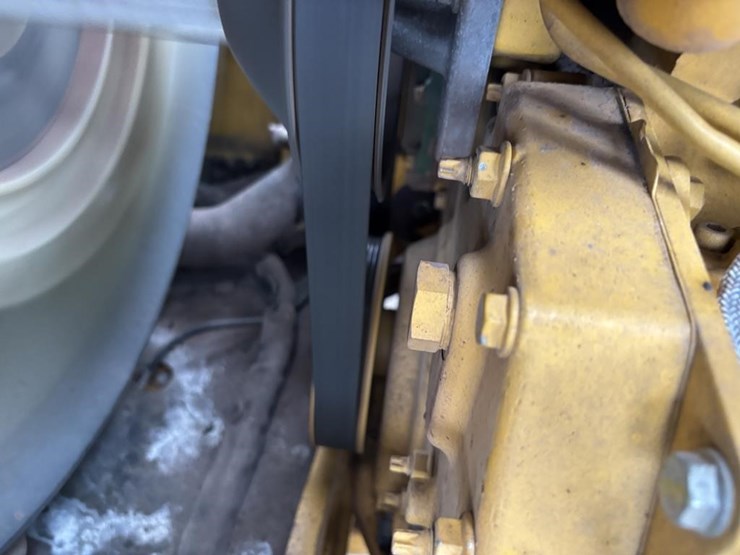 2017-deere-210lep-image-56