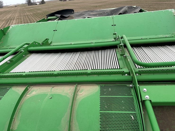 2021-john-deere-cp690-image-114