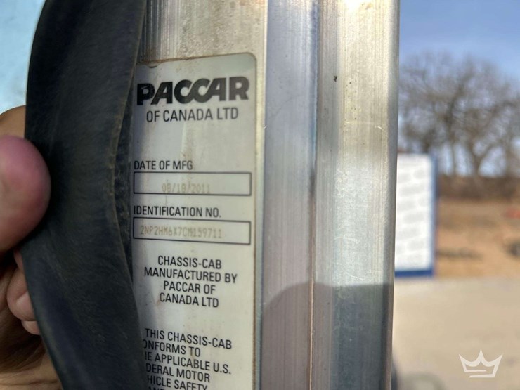 2012-peterbilt-337-image-5