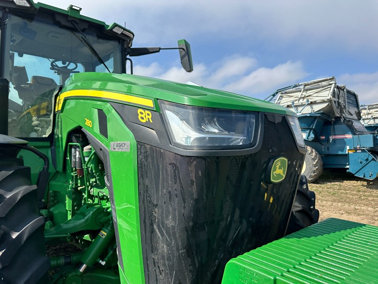 2022-john-deere-8r-280-image-41