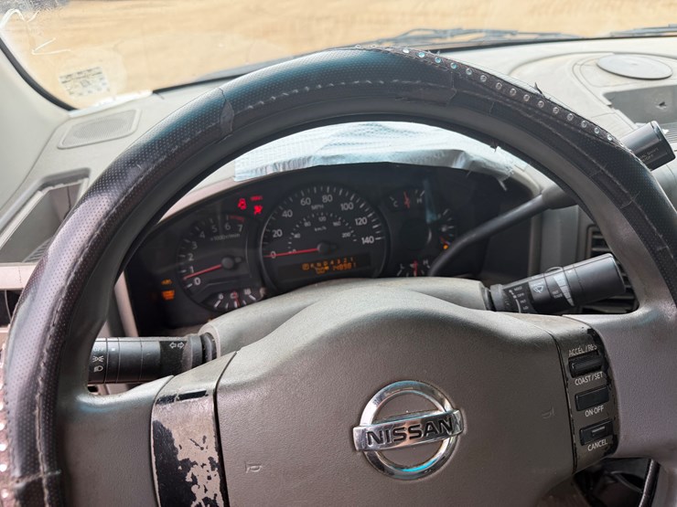 2006-nissan-titan-image-12