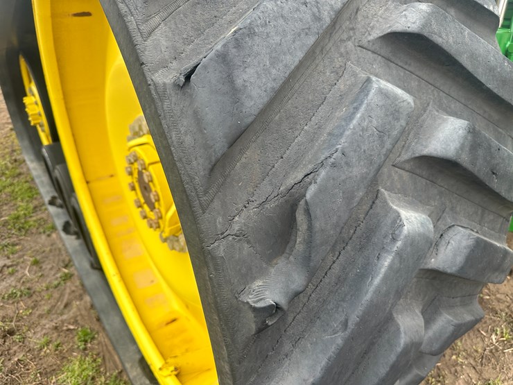 2021-john-deere-8rt-340-image-21