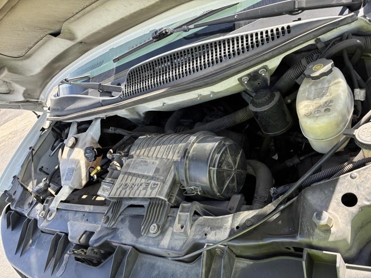 2016-chevrolet-express-2500-image-6