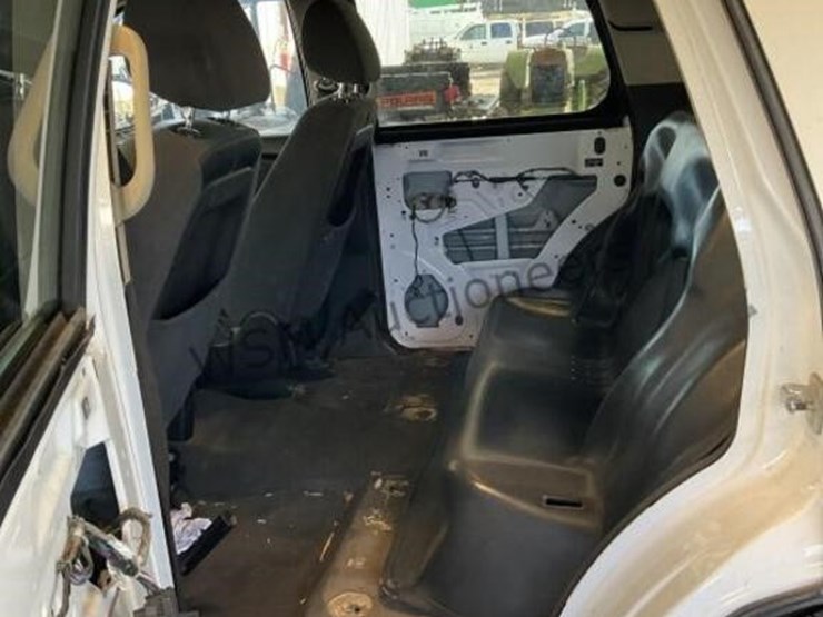 2007-chevrolet-tahoe-image-24