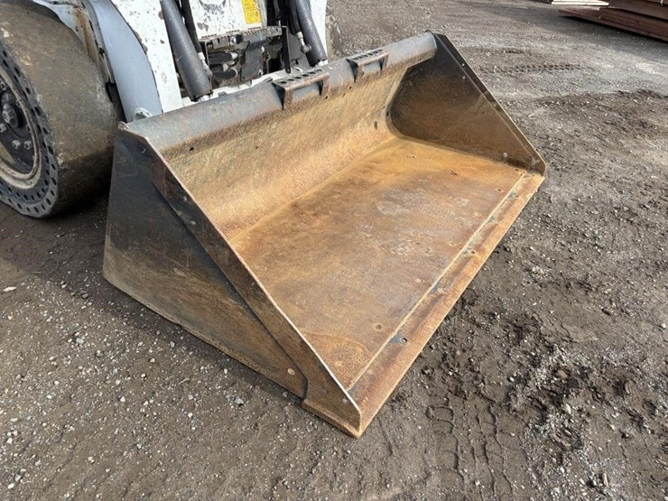 2021-bobcat-s590-image-3