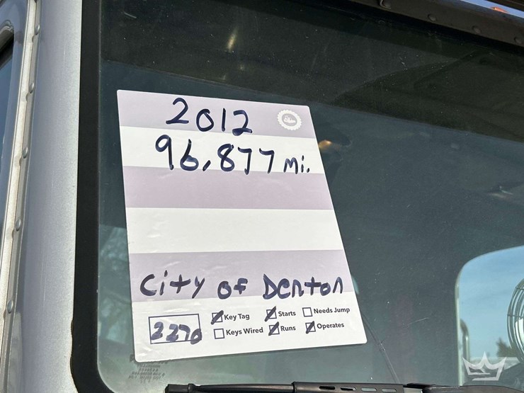 2012-peterbilt-337-image-9