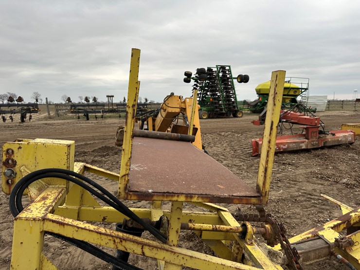 #38847-•-levee-trencher-image-9