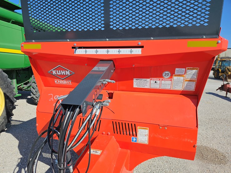 2022-kuhn-knight-ps260-image-3