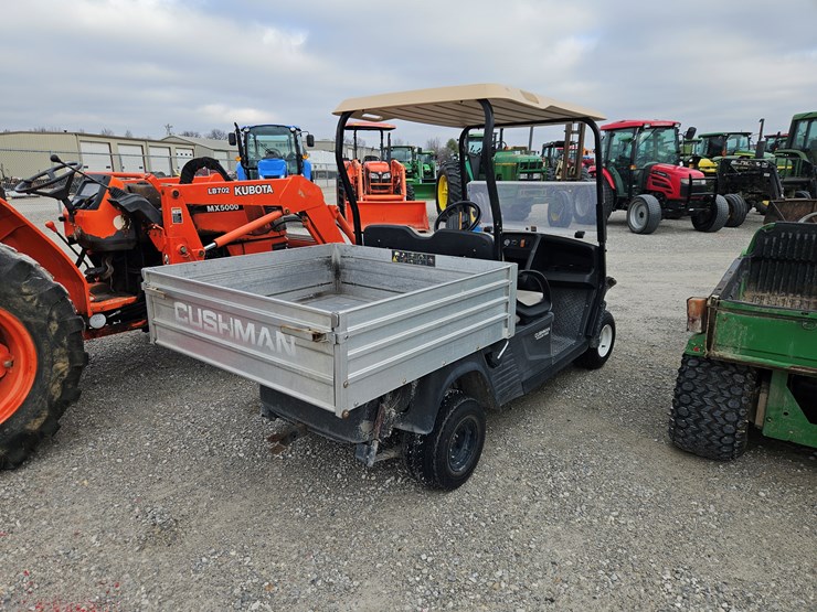 #205184-•-cushman-hauler-1200-golf-cart-image-11