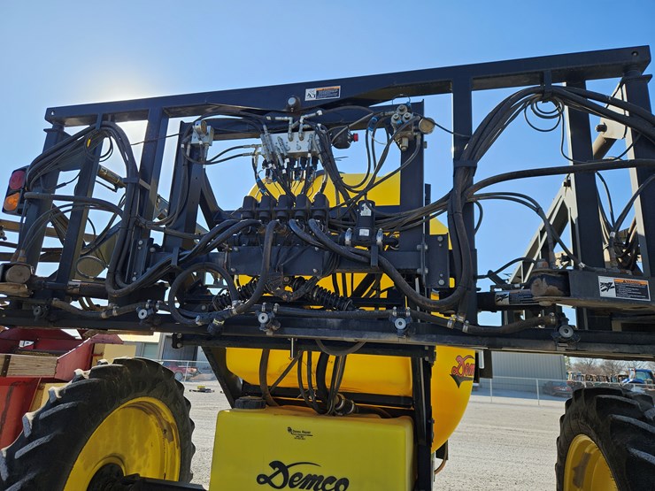 2010-demco-1250-image-8