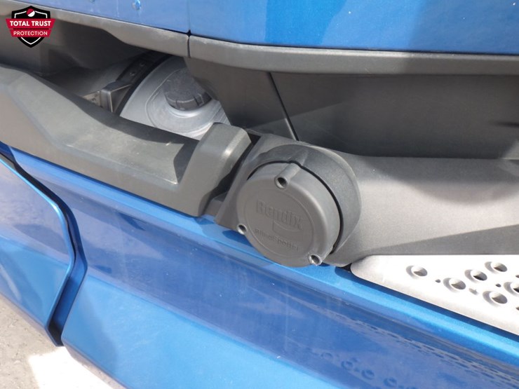 2023-kenworth-t680-image-4