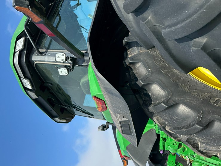 2022-john-deere-8r-280-image-47