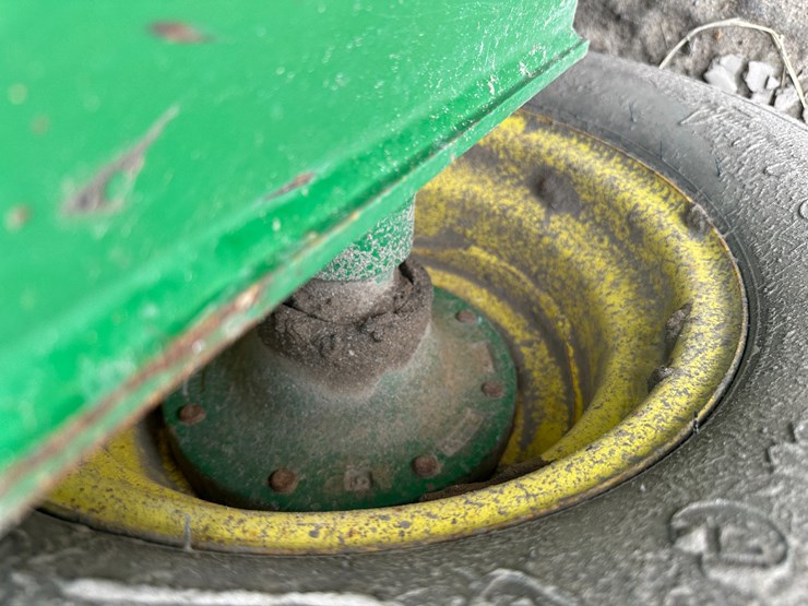 john-deere-1890-image-11