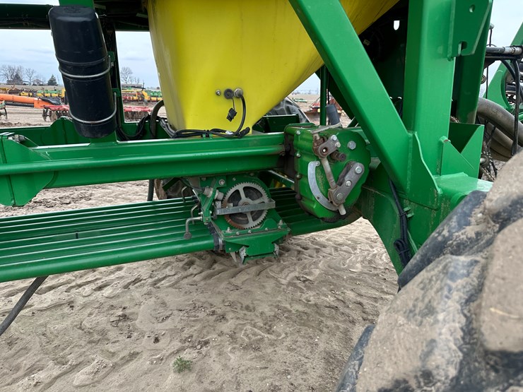 john-deere-1890-image-100