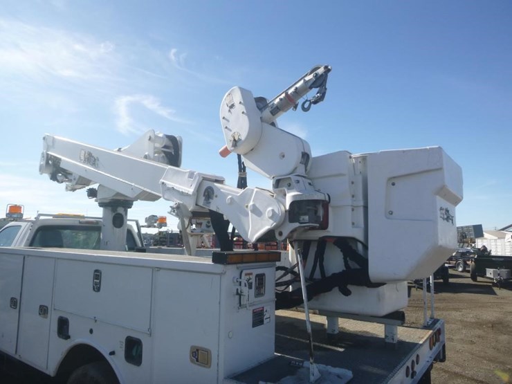 2012-ford-f550-image-8