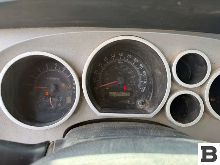 2007-toyota-tundra-image-35