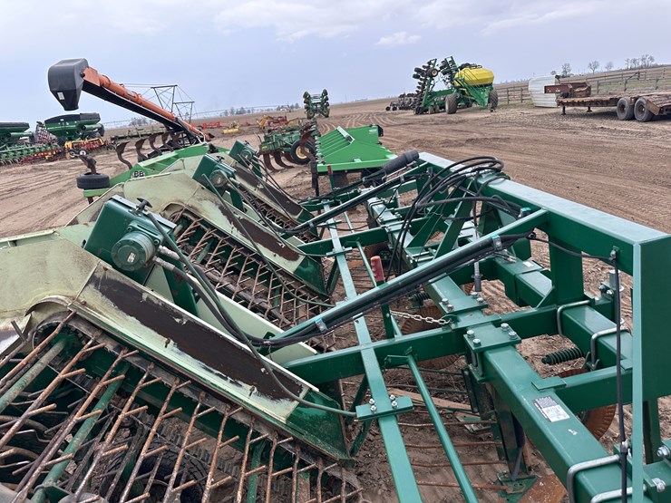 #38830-•-kmc-6-38-peanut-digger-image-48