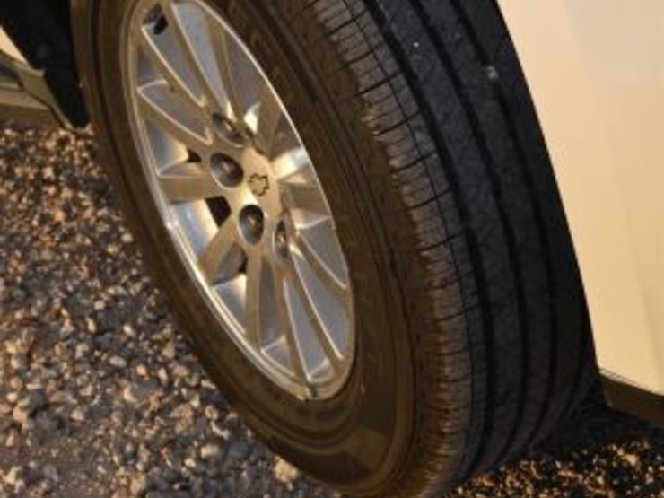 2018-chevrolet-tahoe-image-9