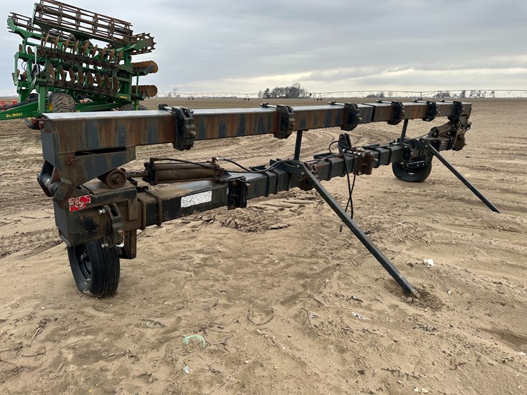 #38850-•-38'-yetter-toolbar-image-4