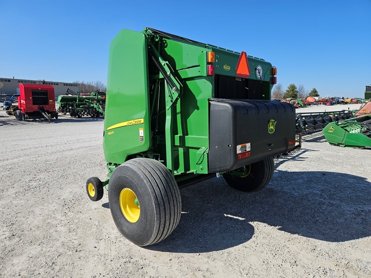 2022-john-deere-560r-image-7
