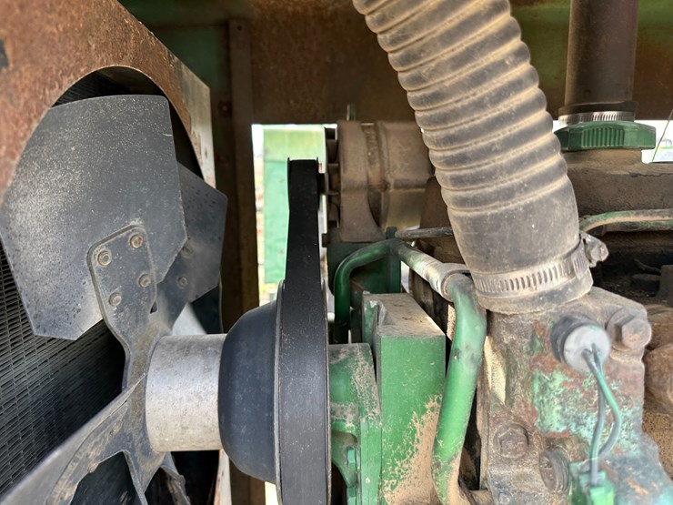 john-deere-4045d-image-21