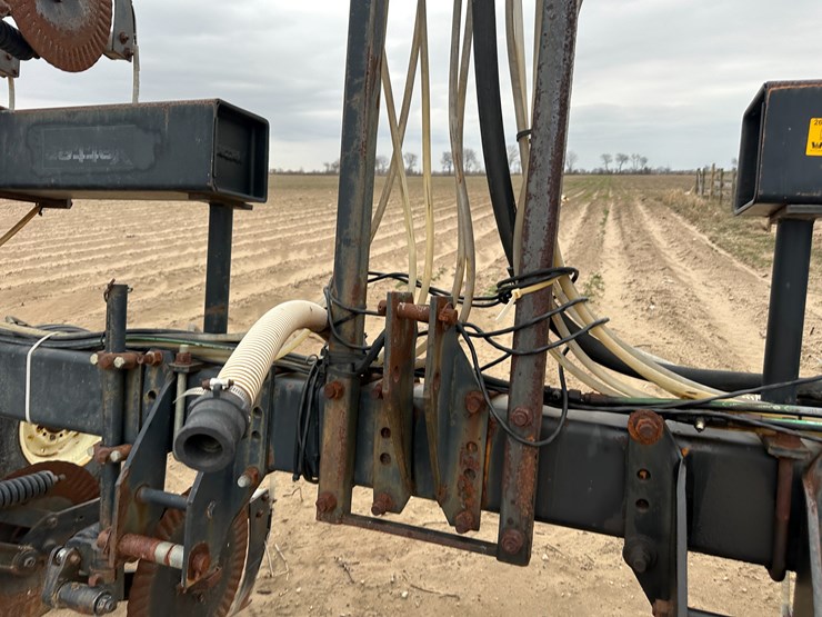 #38849-•-yetter-76"-twin-row-knife-applicator-image-36