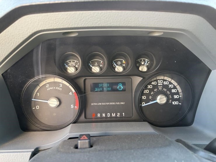 2012-ford-f550-image-14