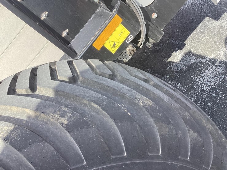 tube-line-manure-spreader-nitro-750-image-12