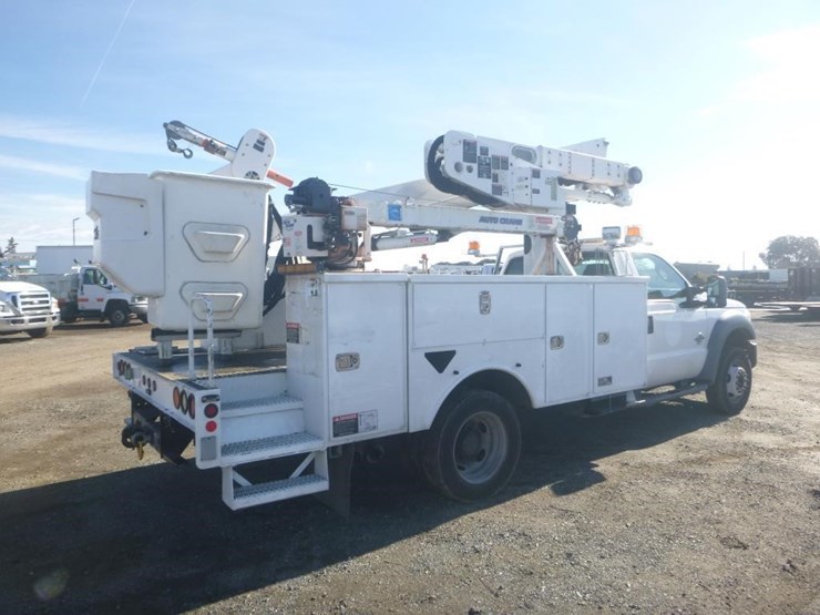 2012-ford-f550-image-3