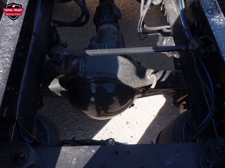 2022-freightliner-cascadia-116-image-9