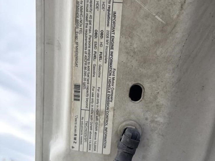 2010-ford-f450-image-9