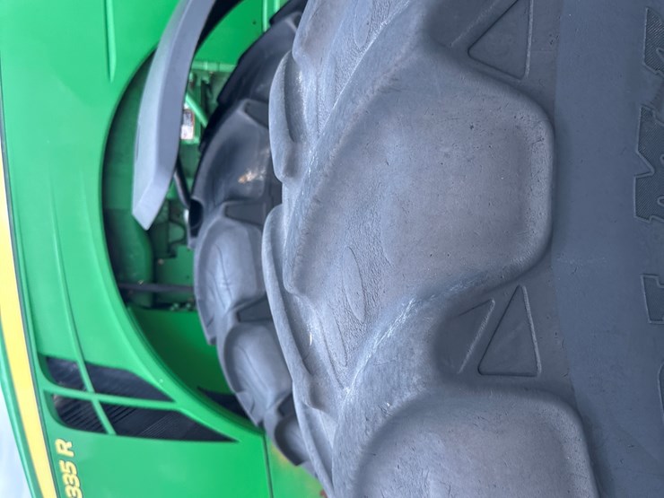 2012-john-deere-8335r-image-8