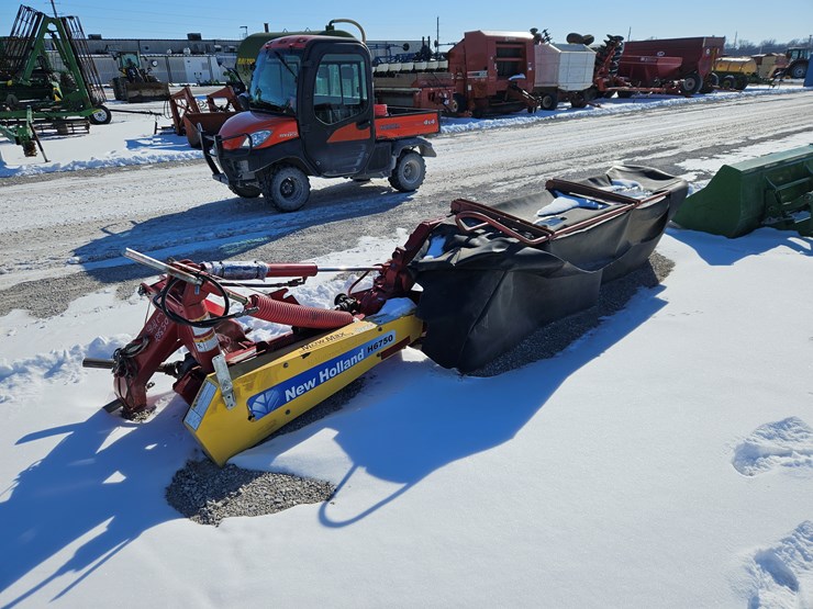 2018-new-holland-h6750-image-4