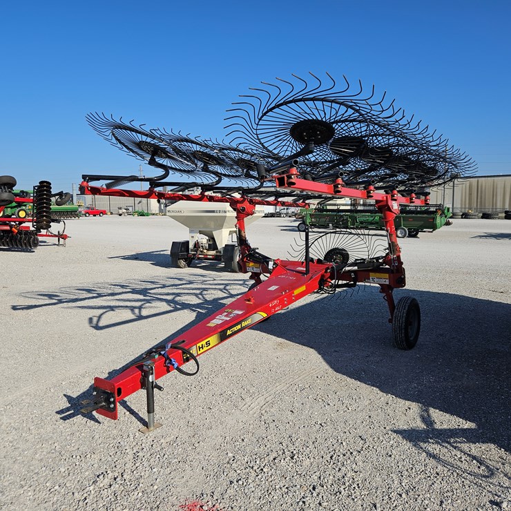 #205128 • H & S AR3212 Wheel Rake